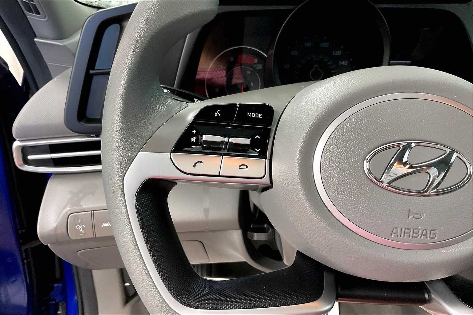2022 Hyundai Elantra SEL - Photo 22