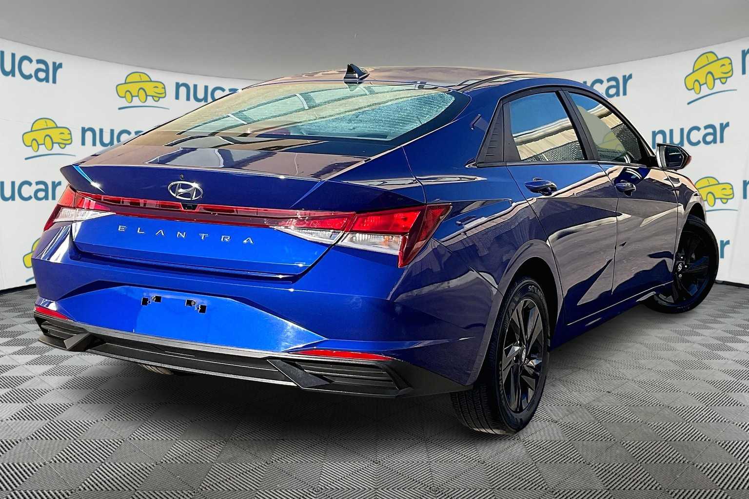 2022 Hyundai Elantra SEL - Photo 6