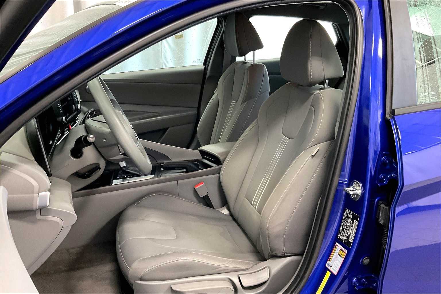 2022 Hyundai Elantra SEL - Photo 10