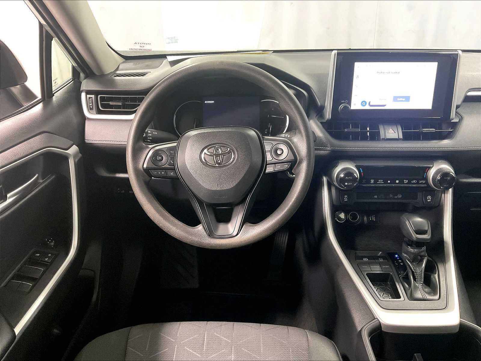 2023 Toyota RAV4 XLE - Photo 17