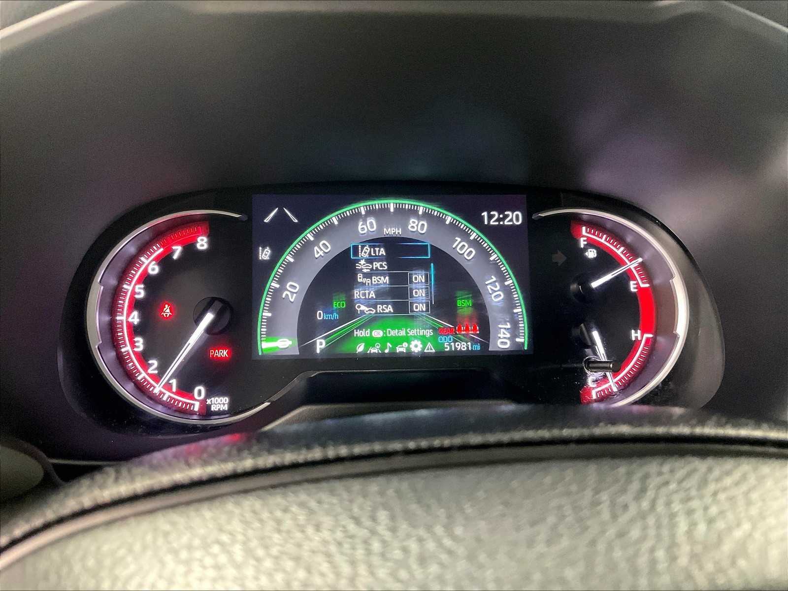2023 Toyota RAV4 XLE - Photo 24