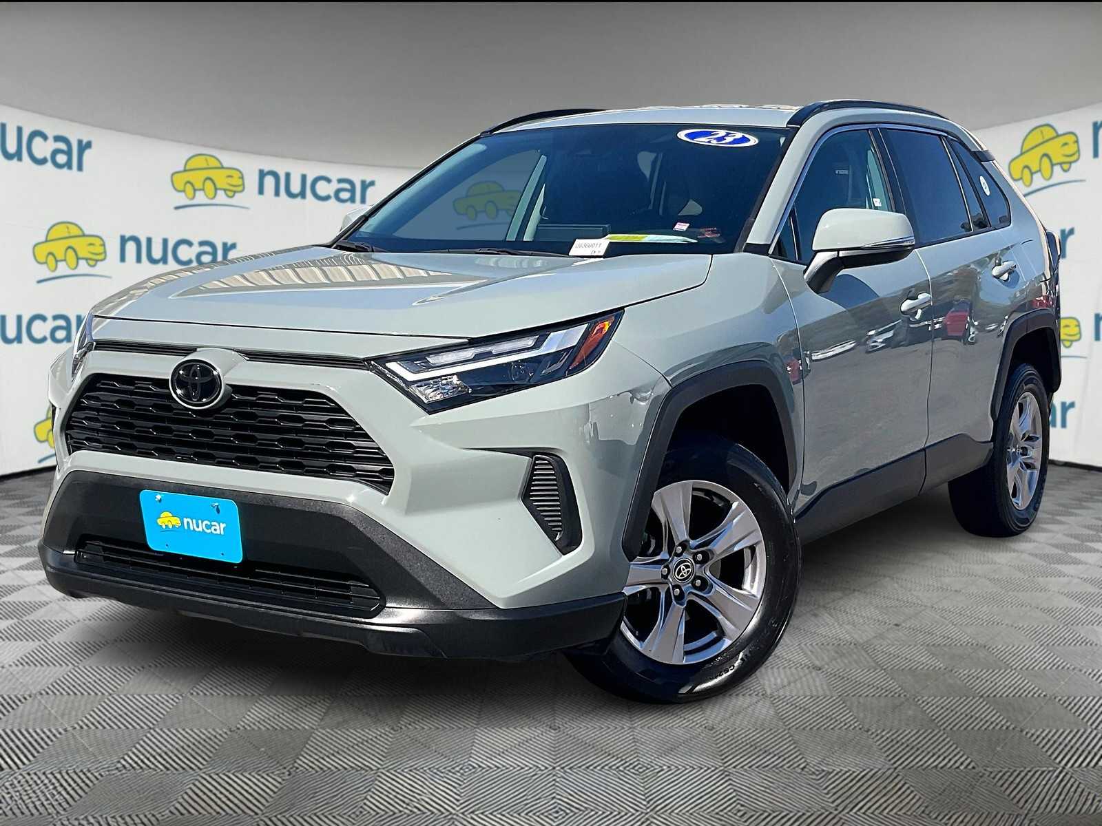 2023 Toyota RAV4 XLE - Photo 3