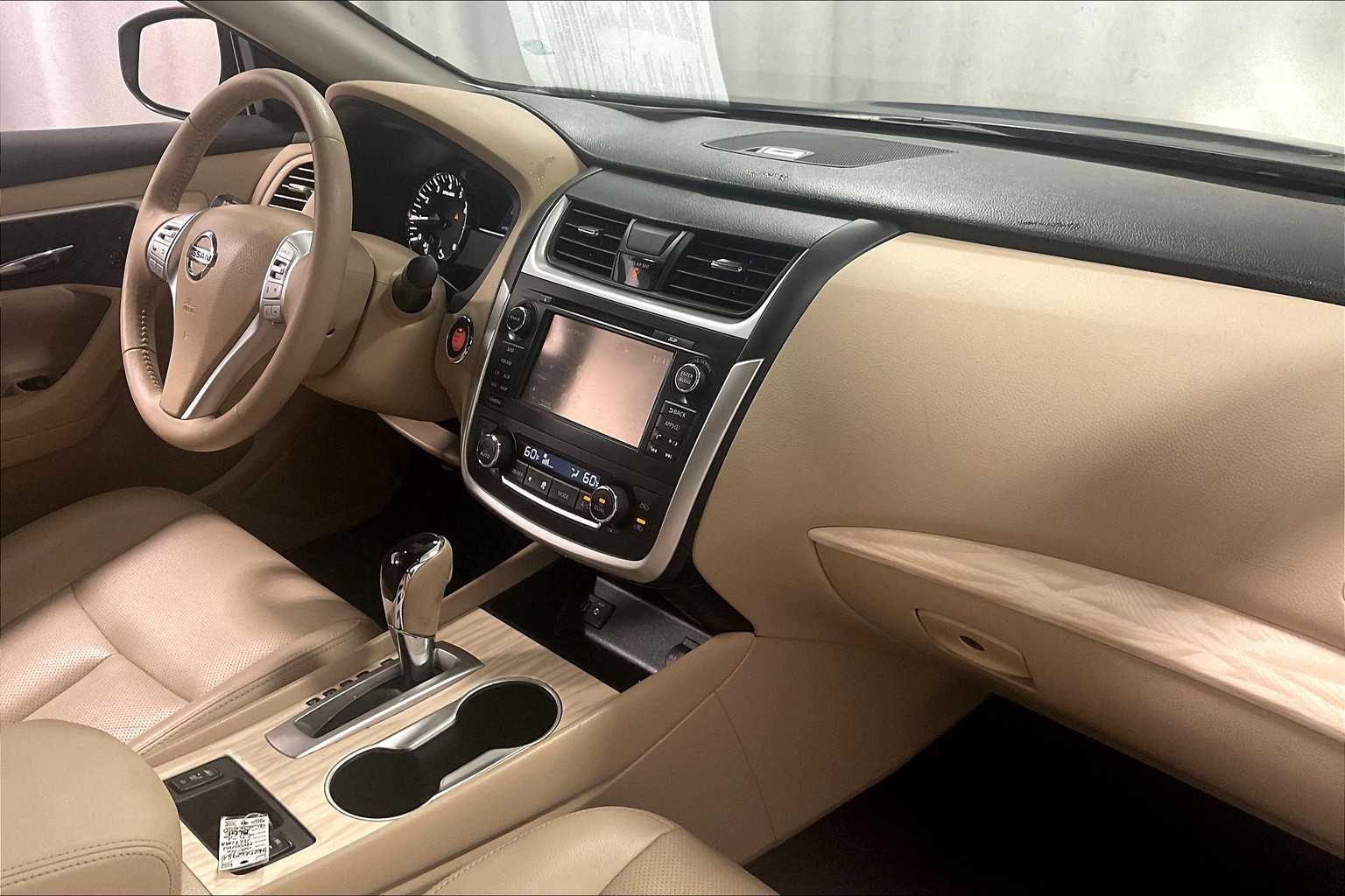 2016 Nissan Altima 2.5 SL - Photo 14