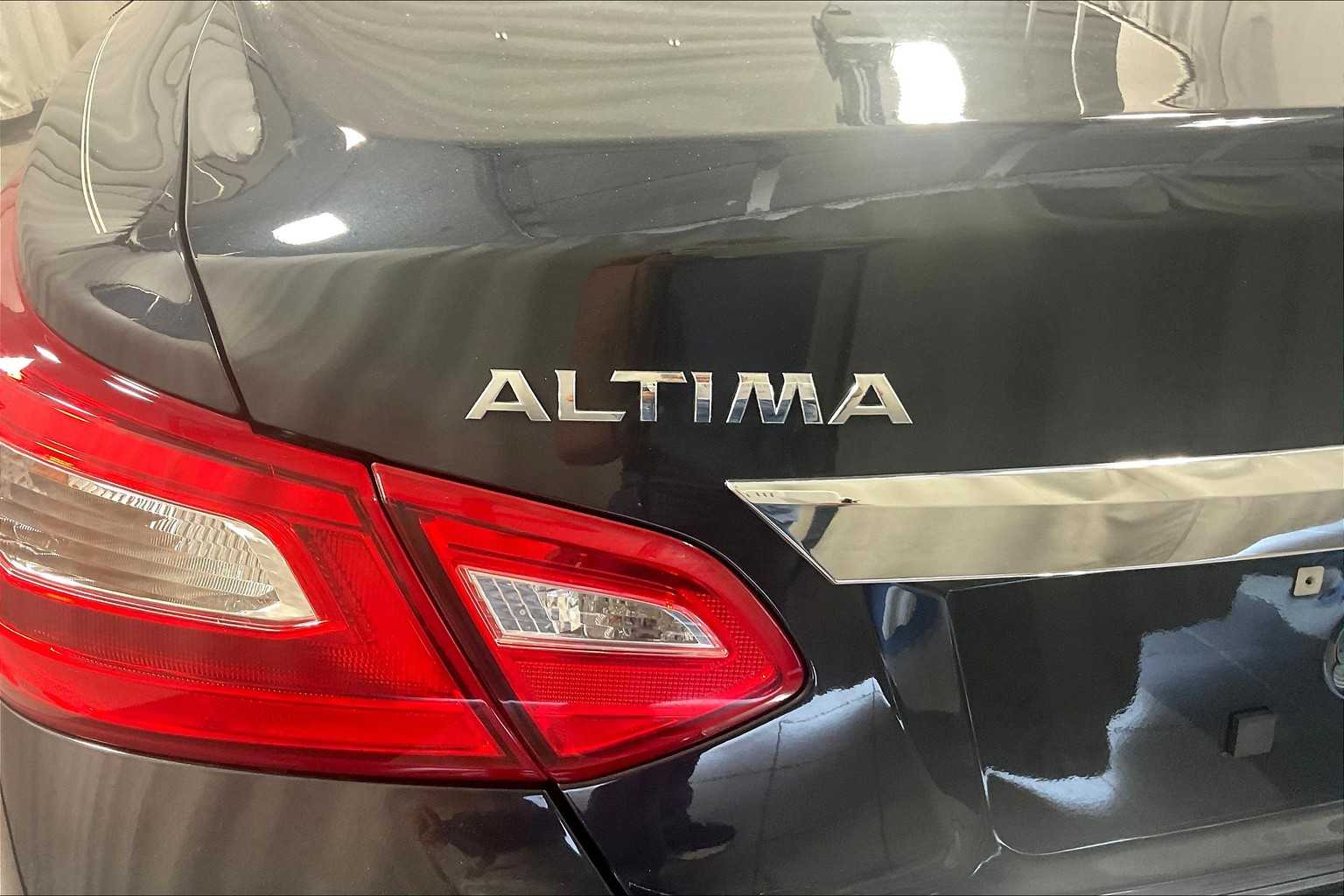 2016 Nissan Altima 2.5 SL - Photo 29