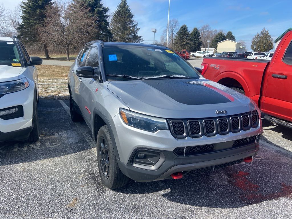2023 Jeep Compass Trailhawk - Photo 1
