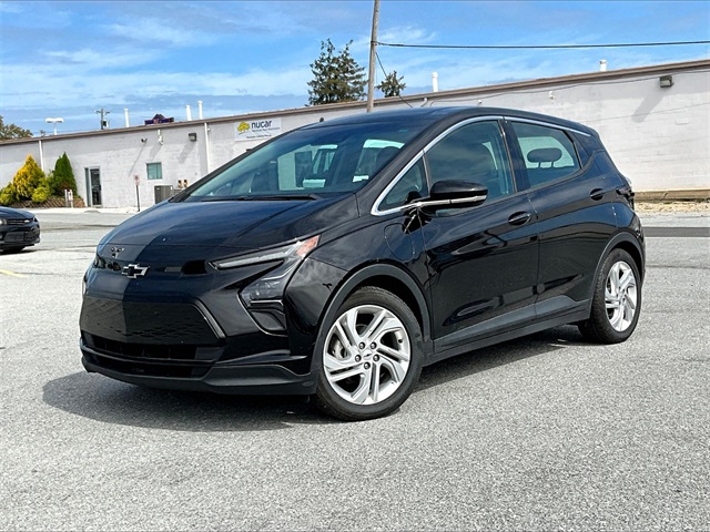 2023 Chevrolet Bolt EV 1LT - Photo 2