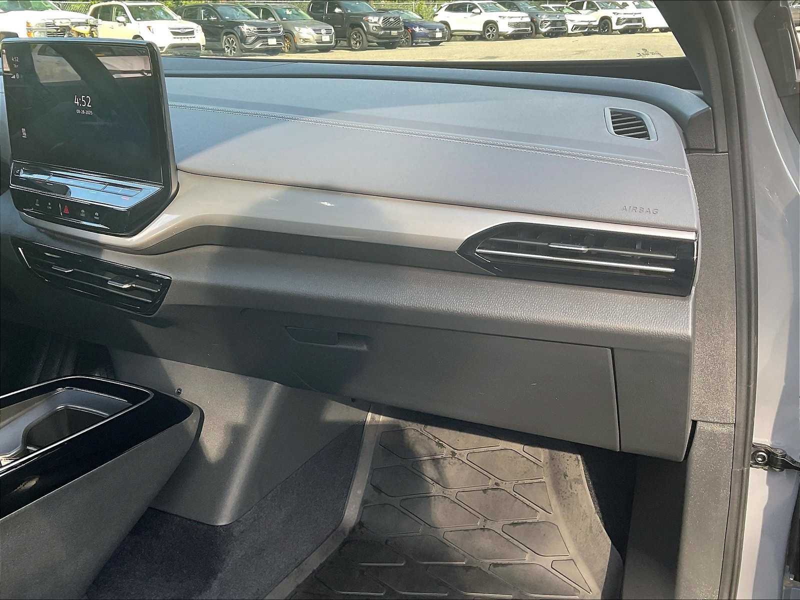 2023 Volkswagen ID.4 Pro S - Photo 13
