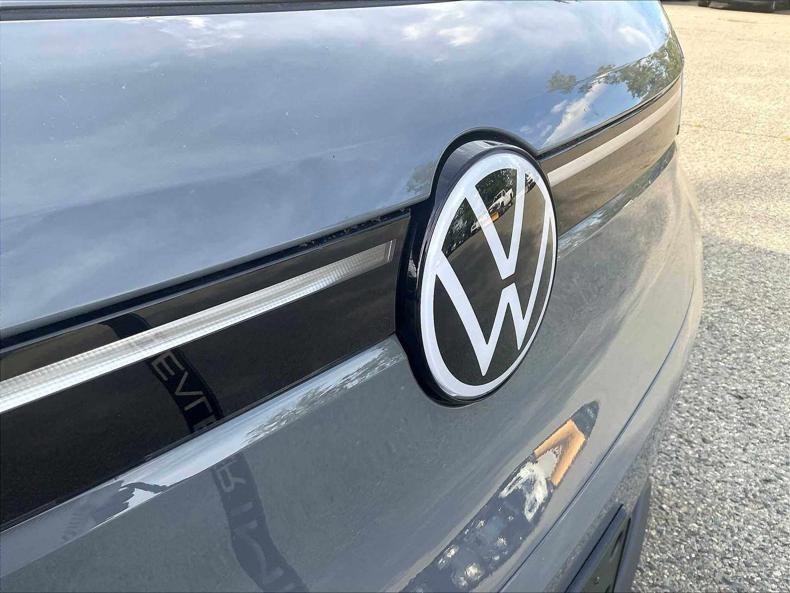 2023 Volkswagen ID.4 Pro S - Photo 29