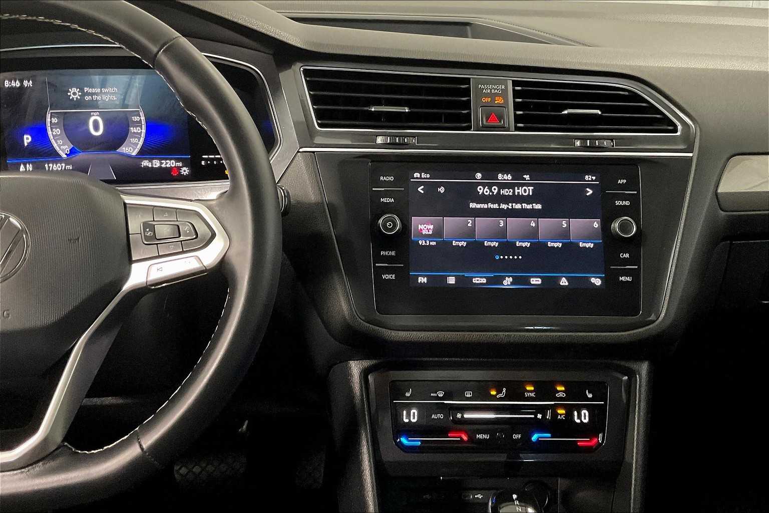 2024 Volkswagen Tiguan SE - Photo 18