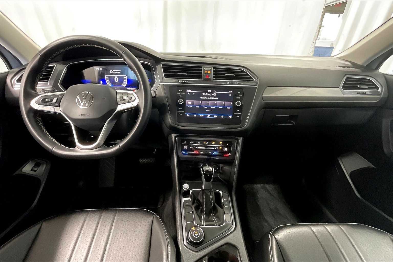 2024 Volkswagen Tiguan SE - Photo 21