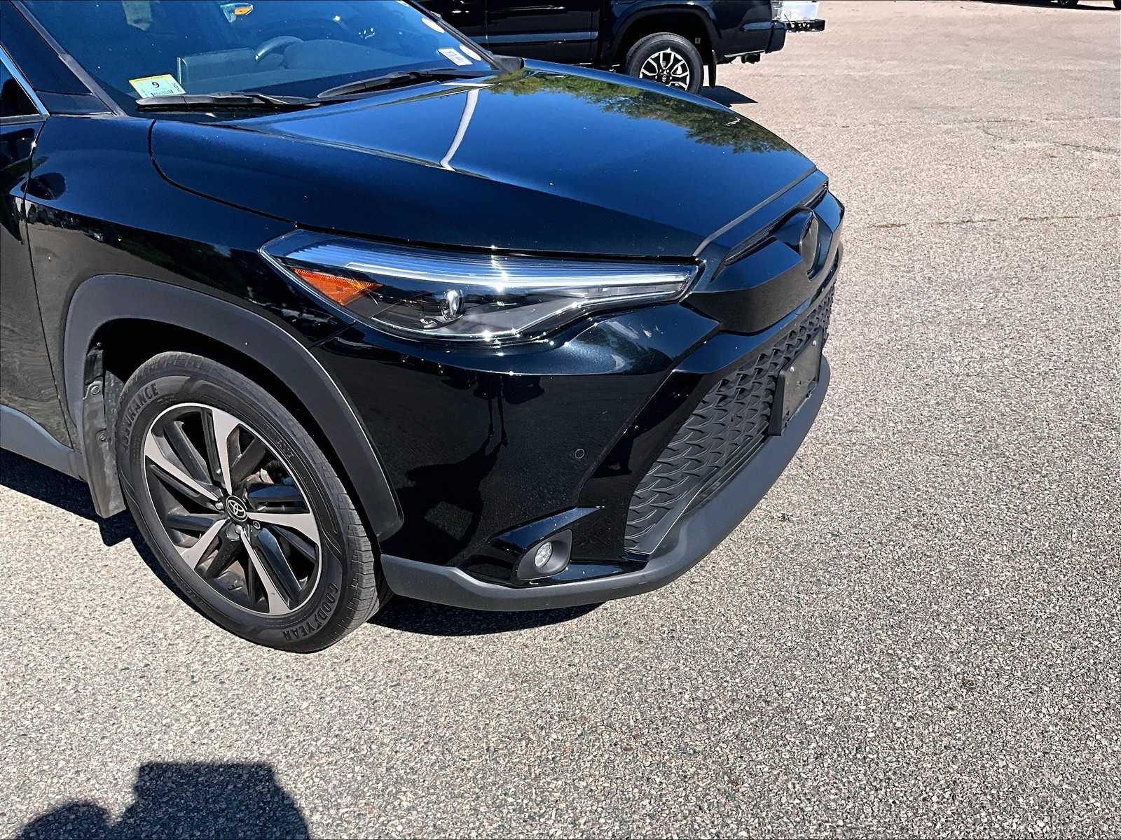 2023 Toyota Corolla Cross Hybrid XSE - Photo 5