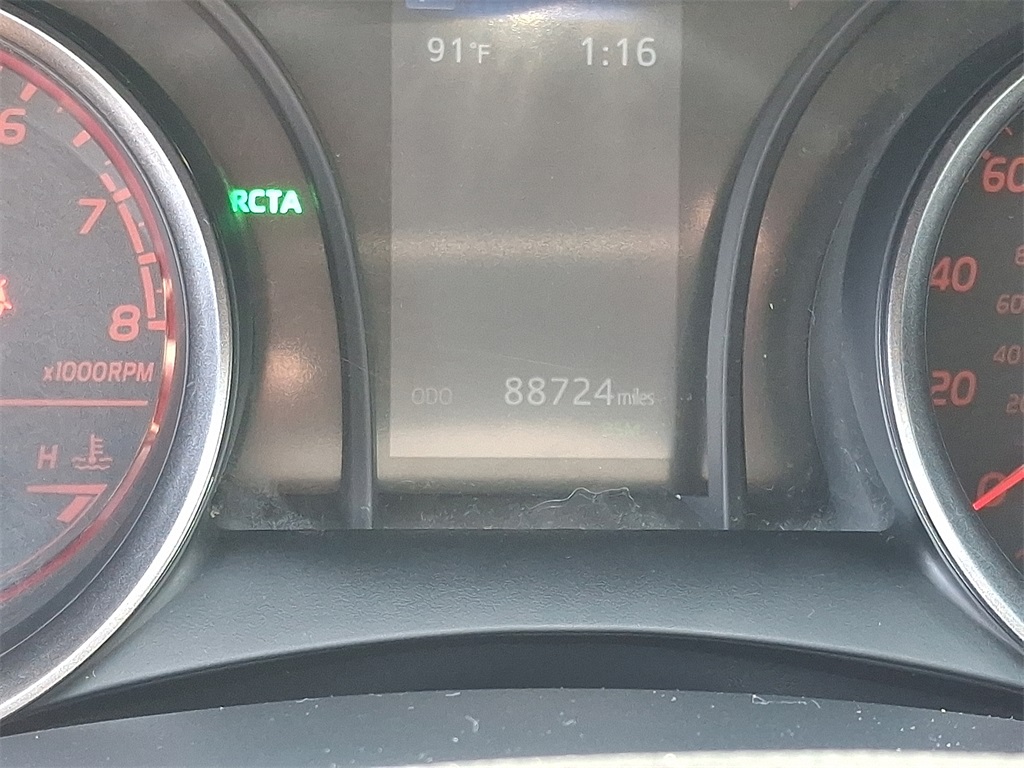 2022 Toyota Camry TRD V6 - Photo 20