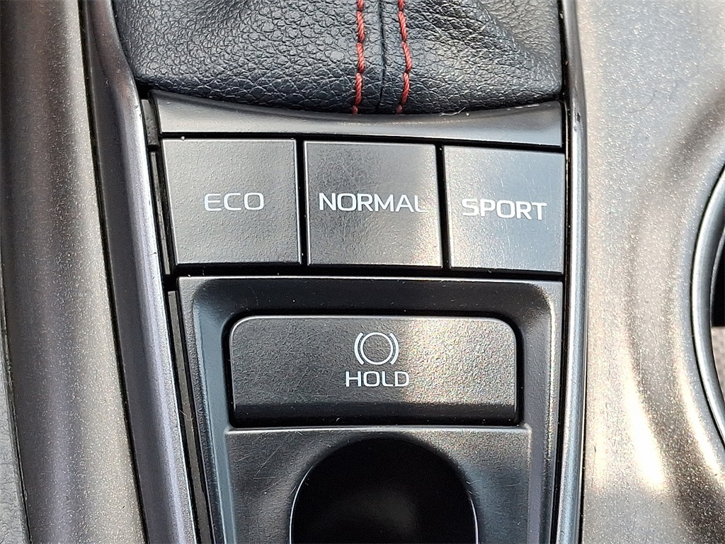 2022 Toyota Camry TRD V6 - Photo 22