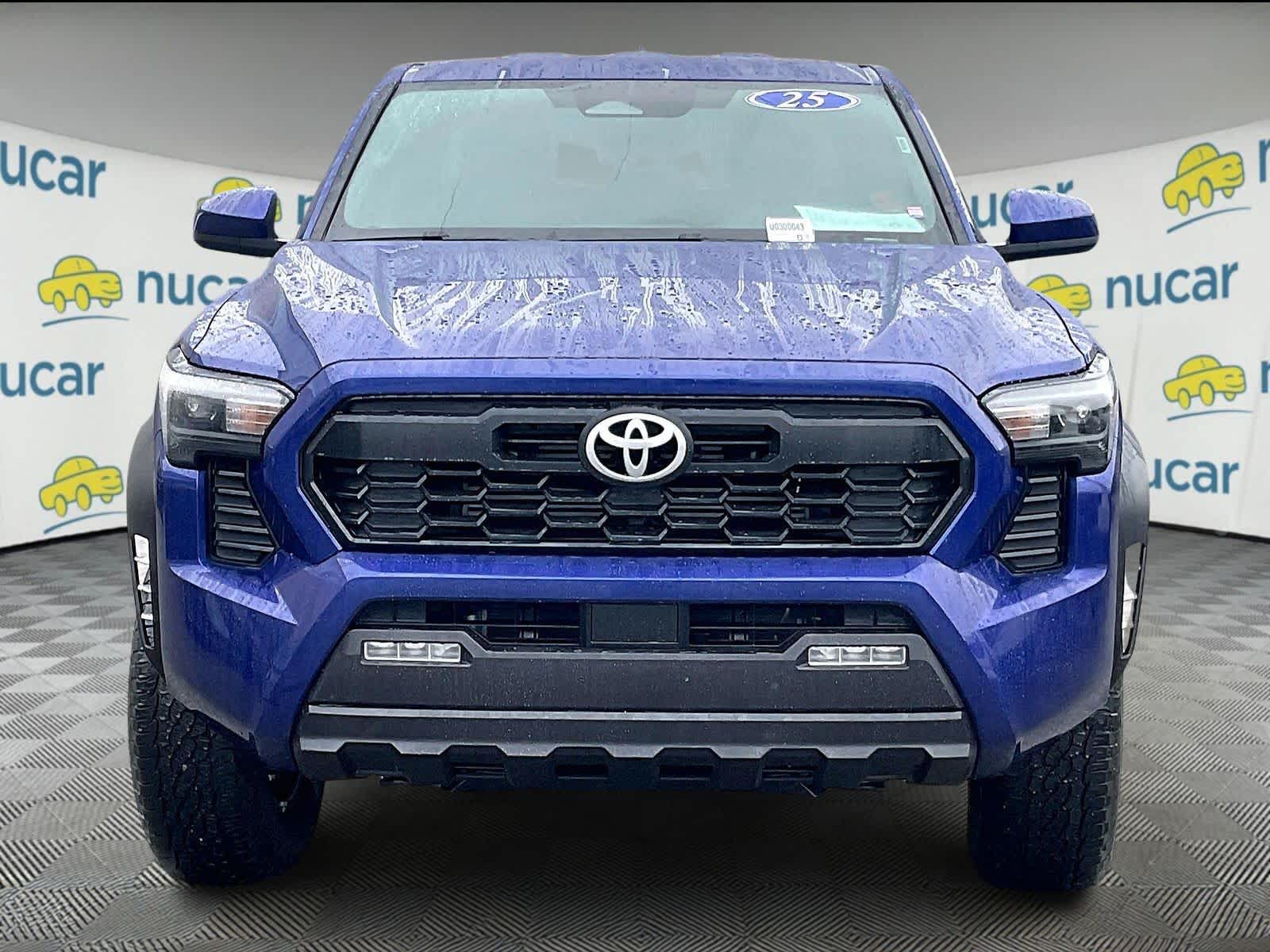 2025 Toyota Tacoma TRD Off Road - Photo 2
