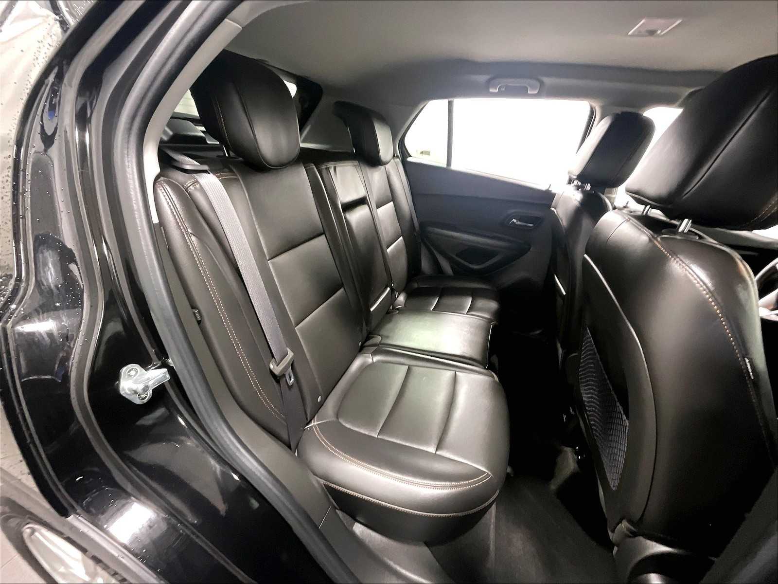 2021 Chevrolet Trax LT - Photo 16