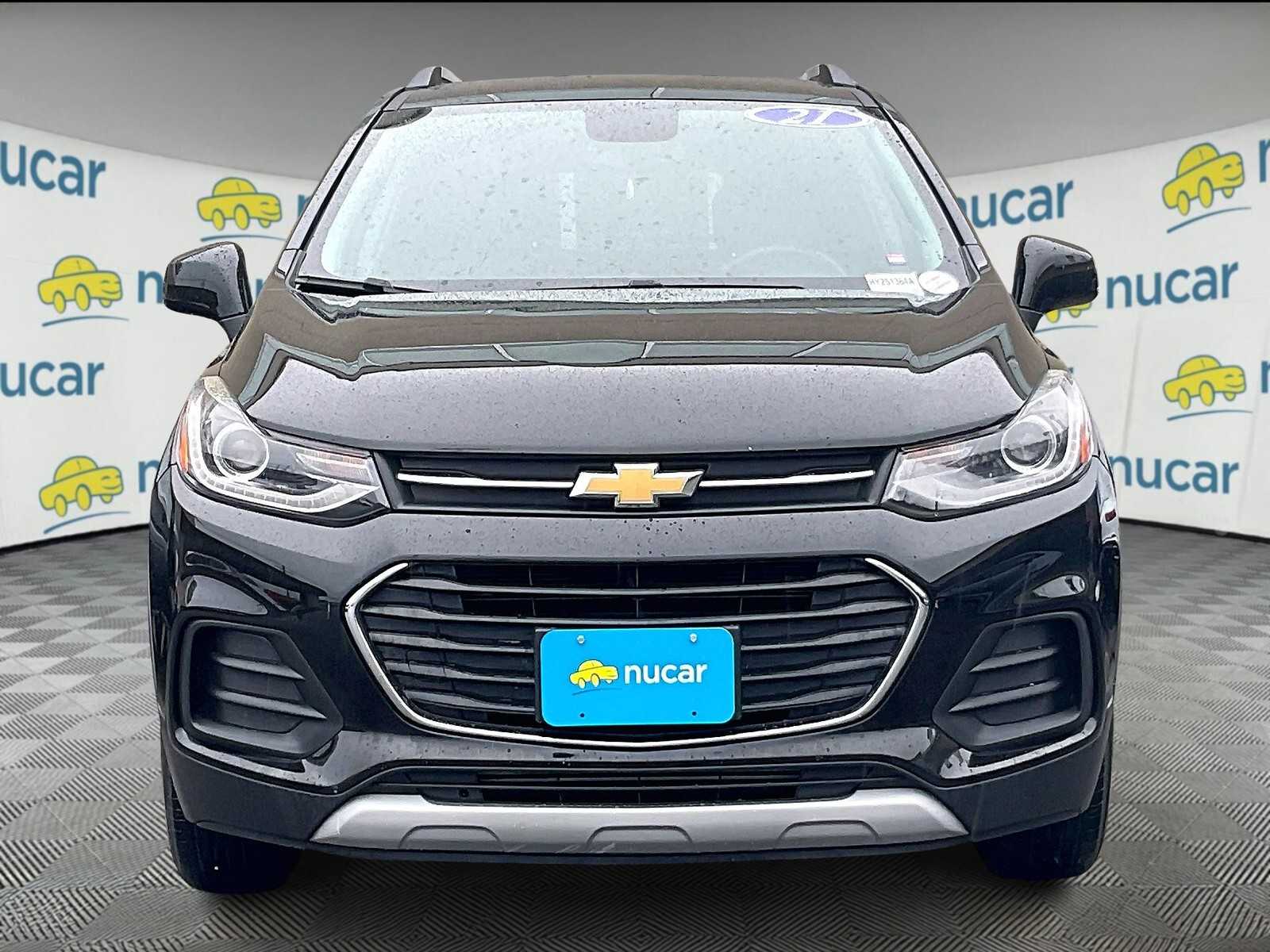 2021 Chevrolet Trax LT - Photo 2