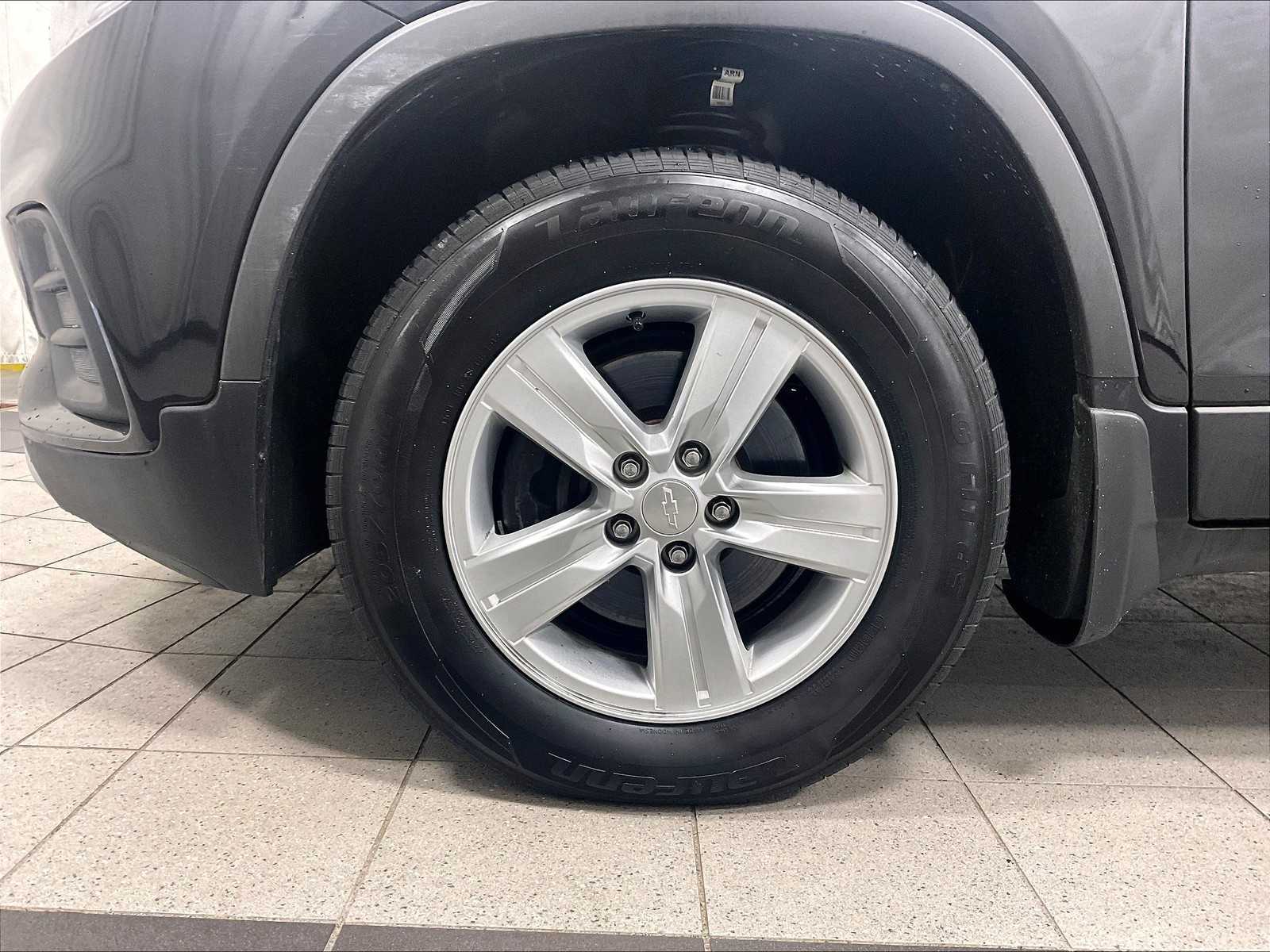 2021 Chevrolet Trax LT - Photo 7