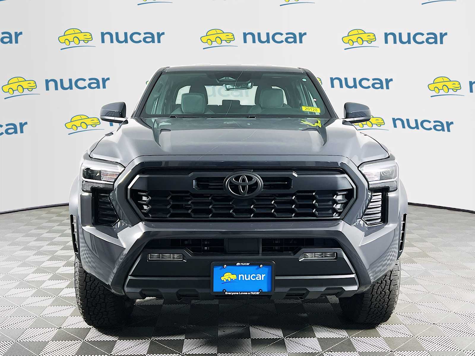 2025 Toyota Tacoma TRD Off Road - Photo 2