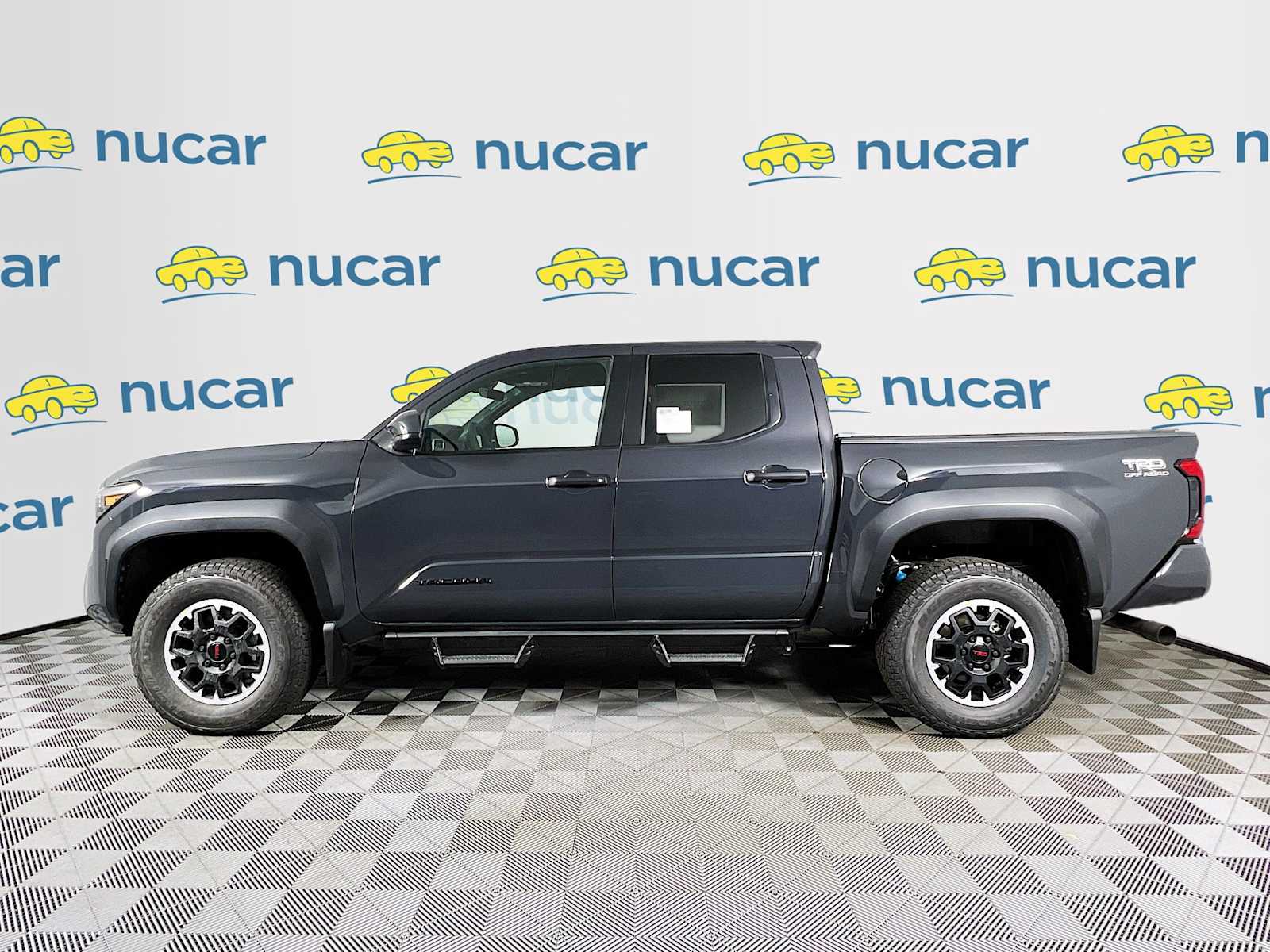 2025 Toyota Tacoma TRD Off Road - Photo 3