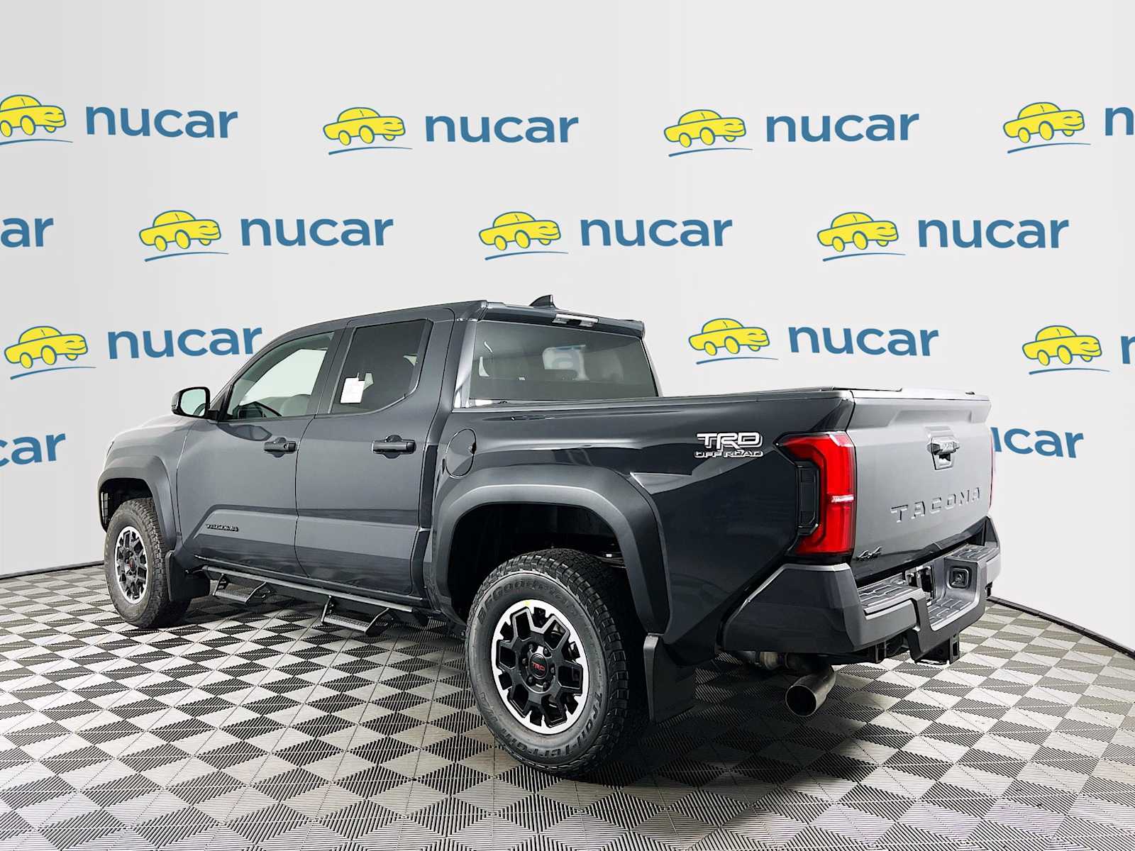 2025 Toyota Tacoma TRD Off Road - Photo 4