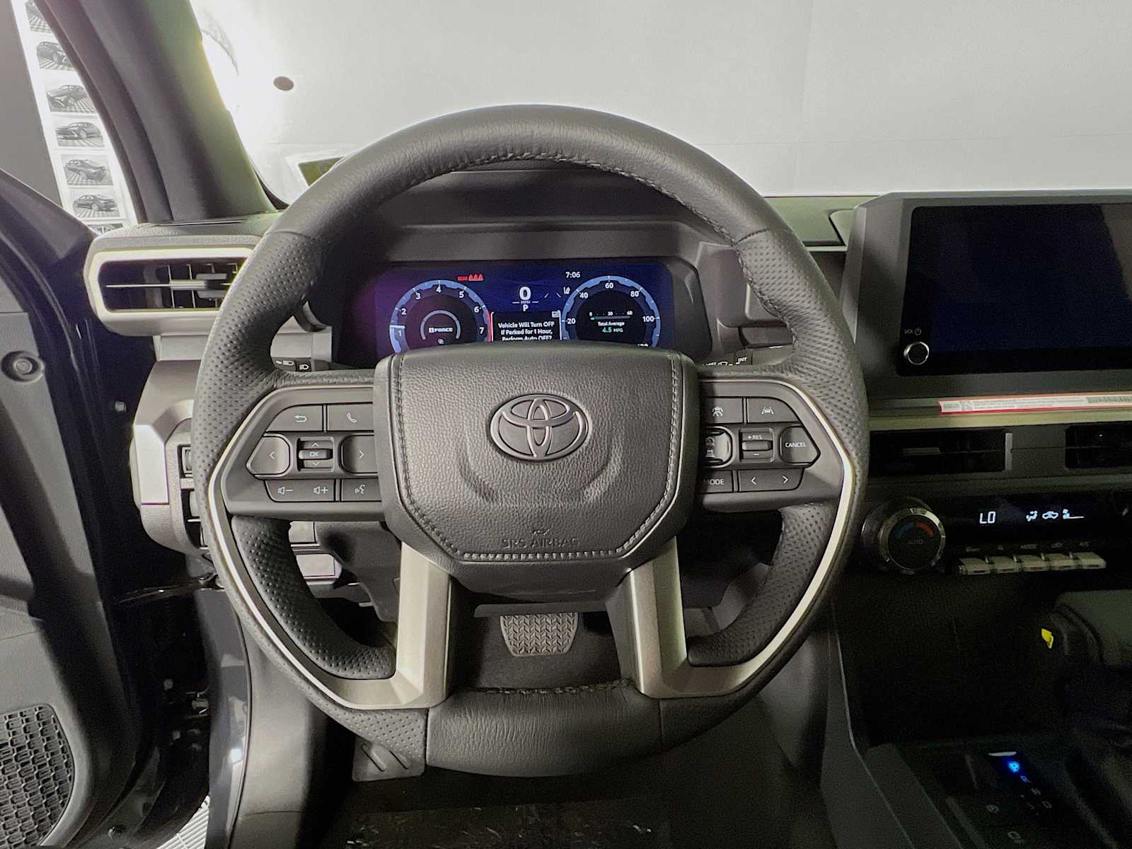 2025 Toyota Tacoma TRD Off Road - Photo 7