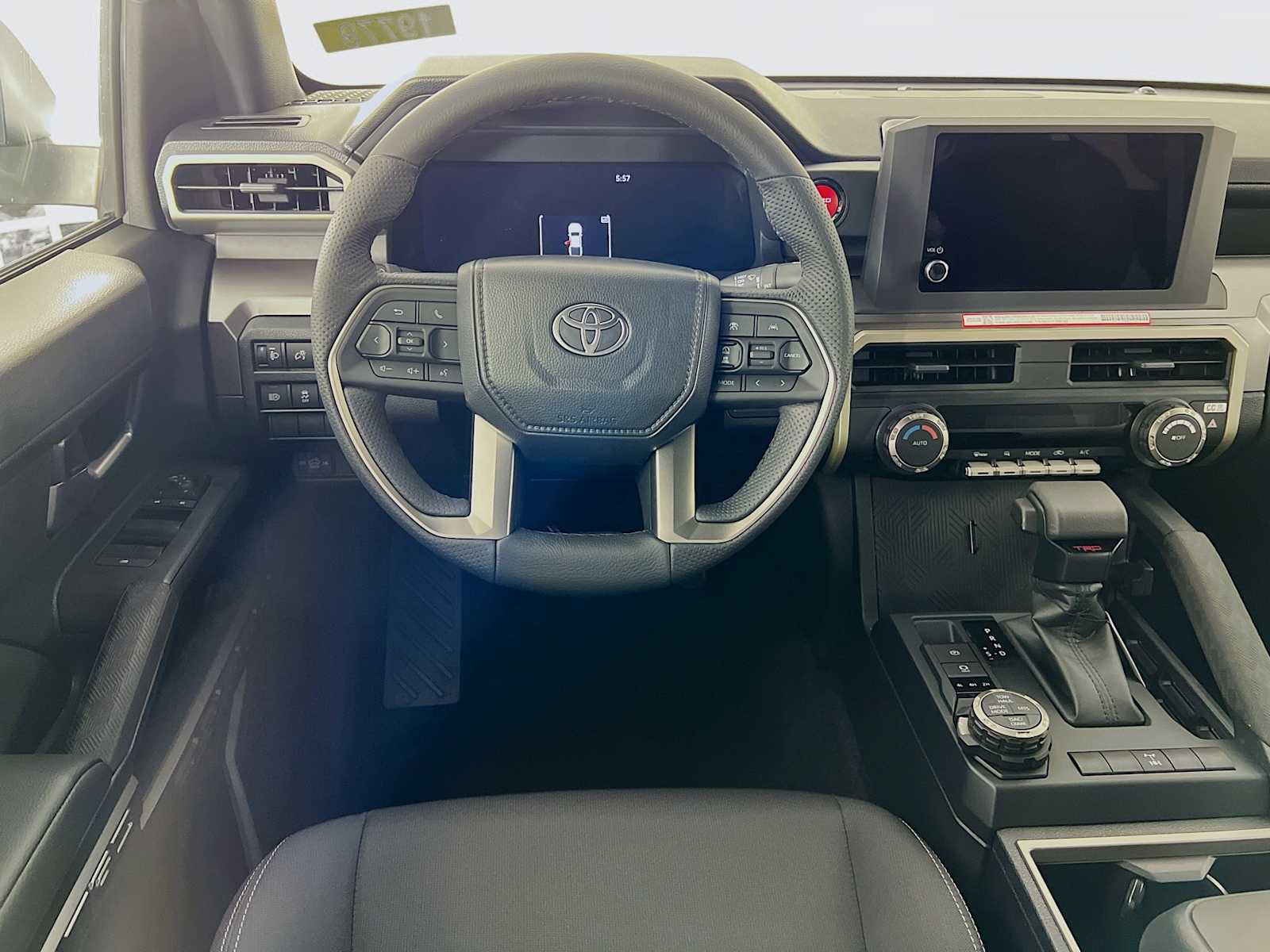 2025 Toyota Tacoma TRD Off Road - Photo 14