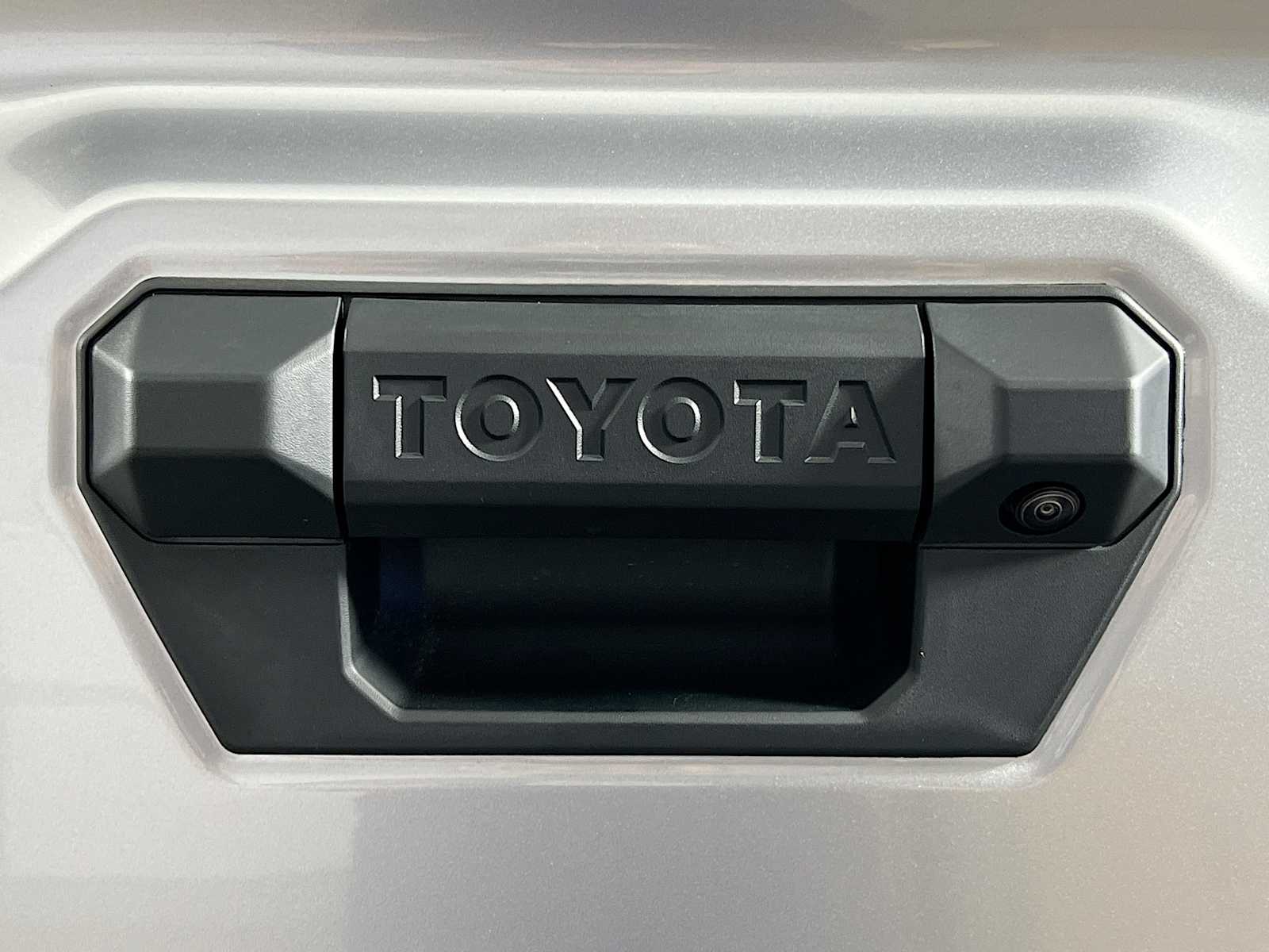 2025 Toyota Tacoma TRD Off Road - Photo 17