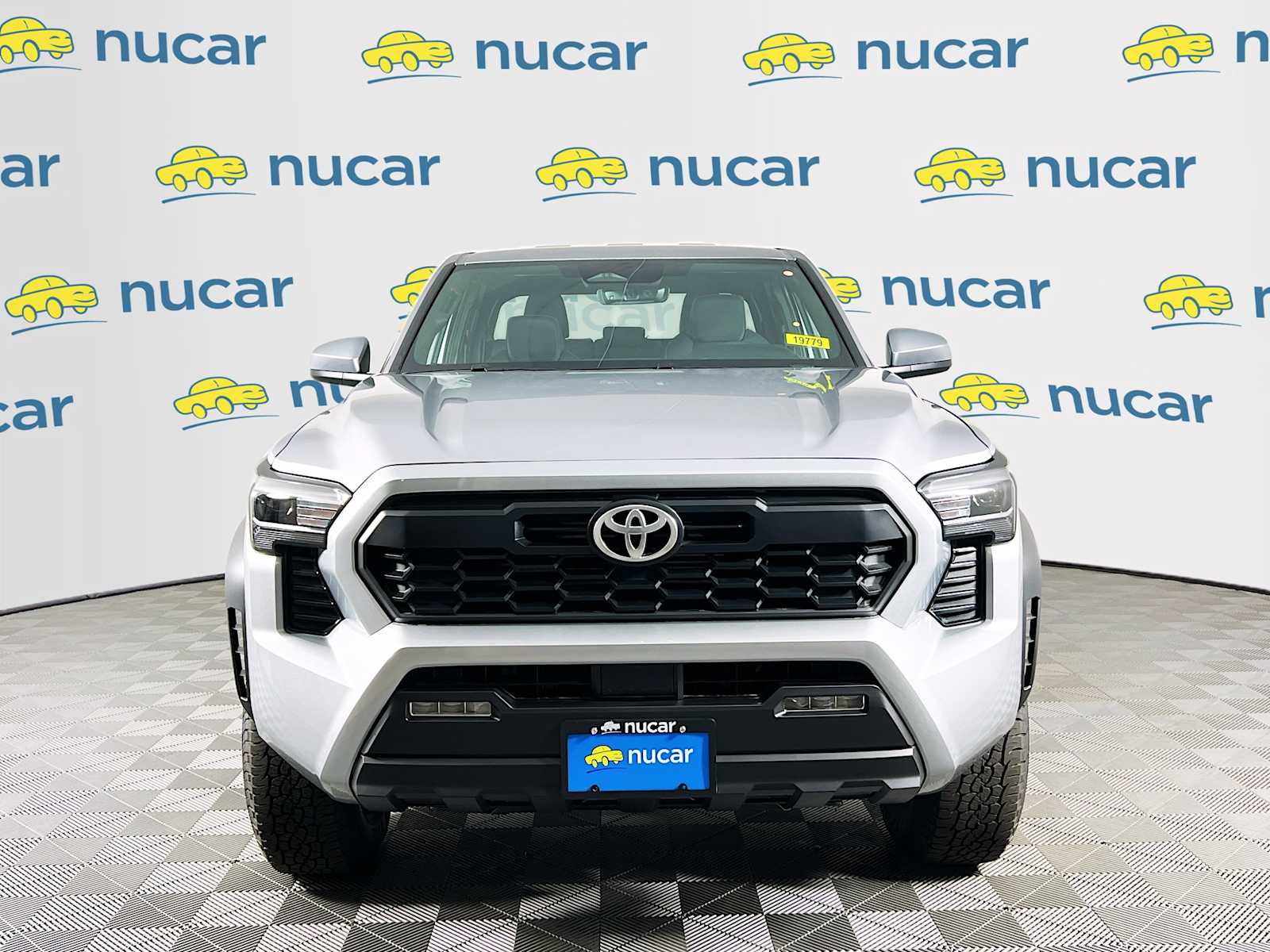 2025 Toyota Tacoma TRD Off Road - Photo 2