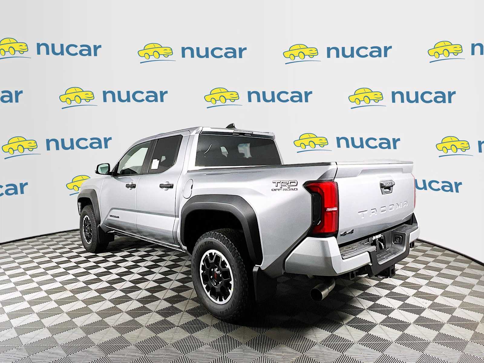 2025 Toyota Tacoma TRD Off Road - Photo 4