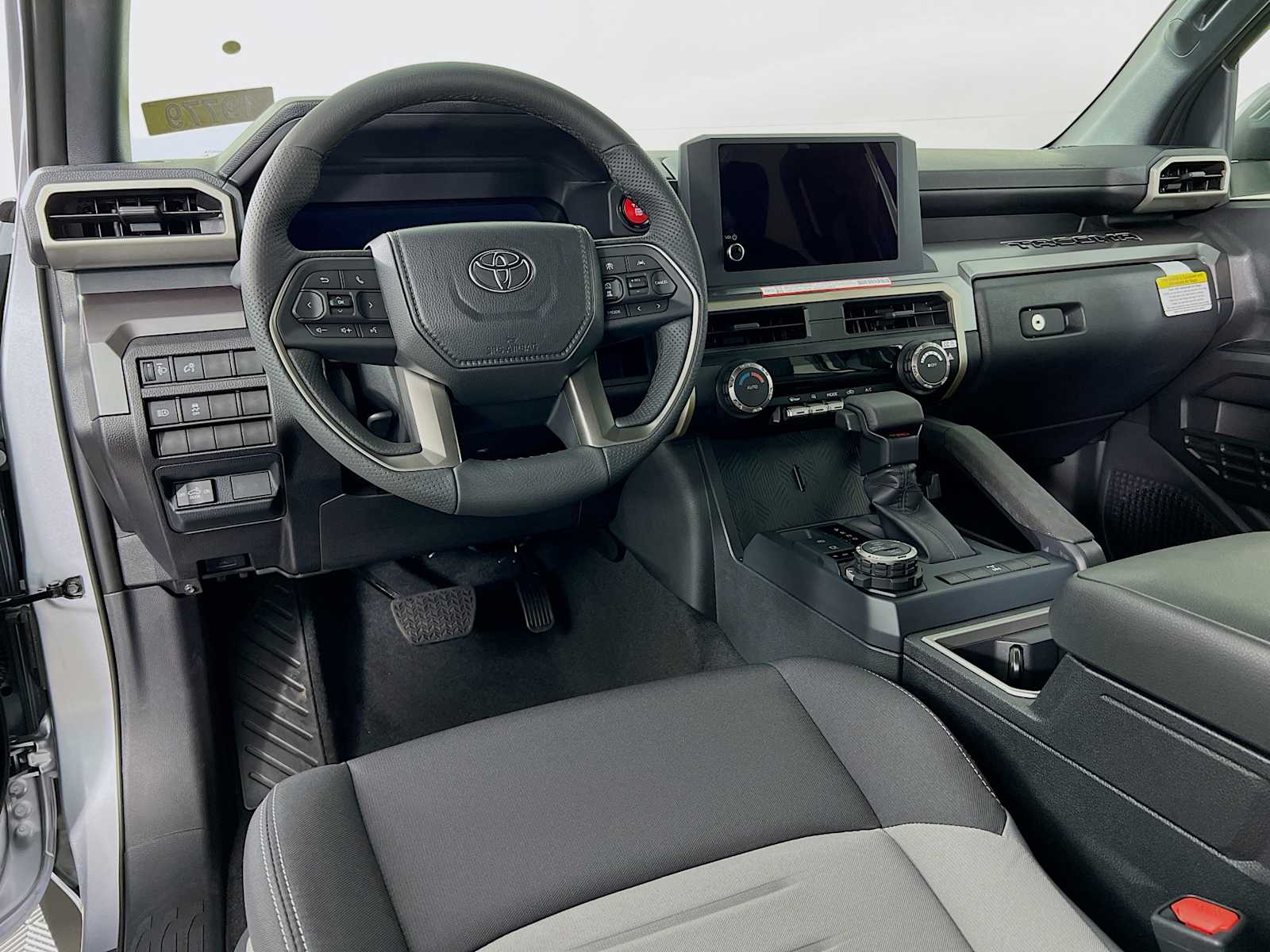 2025 Toyota Tacoma TRD Off Road - Photo 6