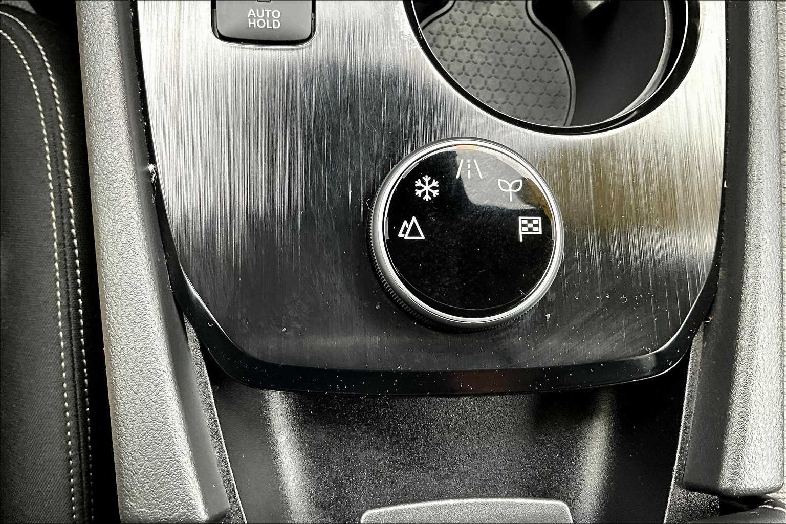 2022 Nissan Rogue SV - Photo 26