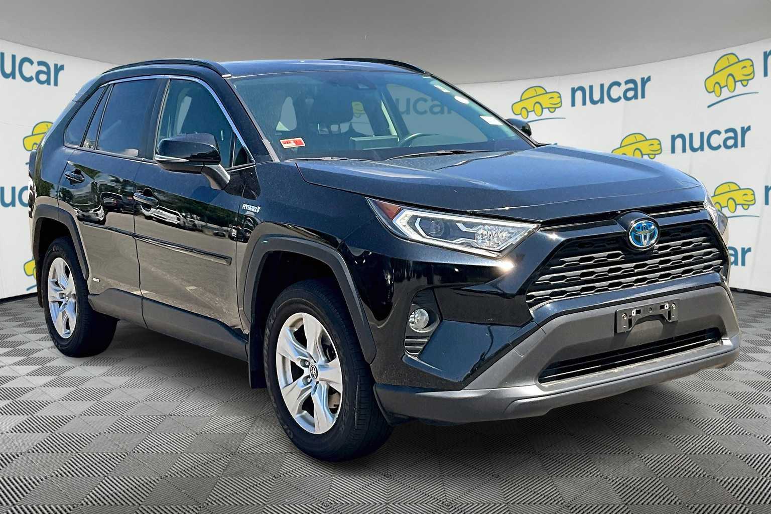 2021 Toyota RAV4 Hybrid XLE
