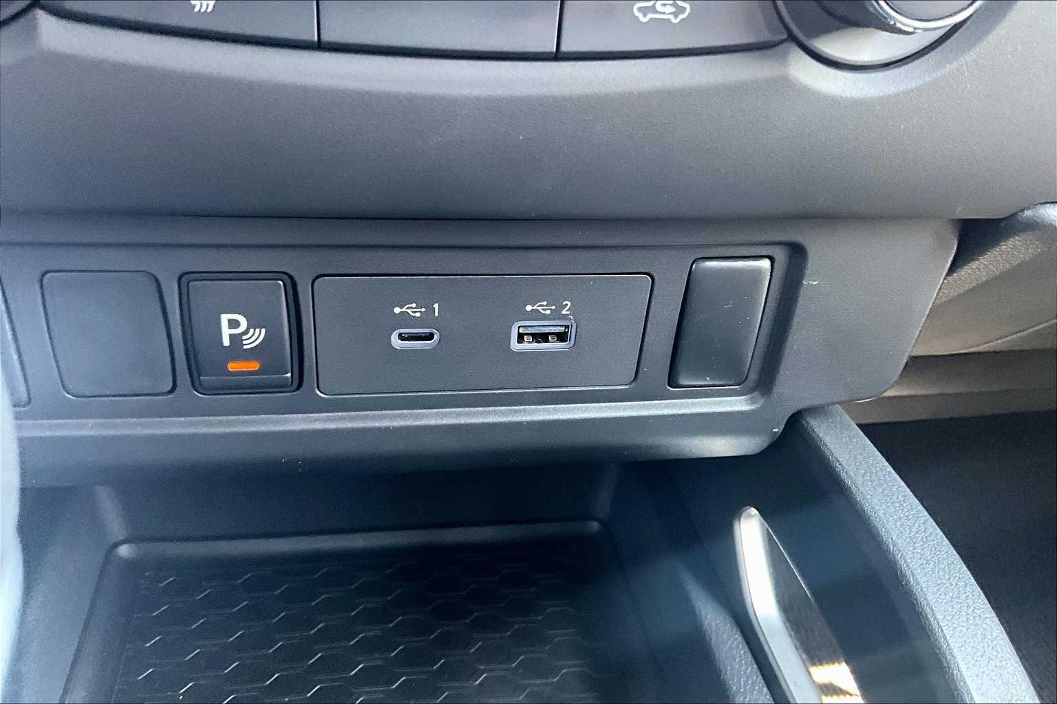 2025 Nissan Frontier SV - Photo 25