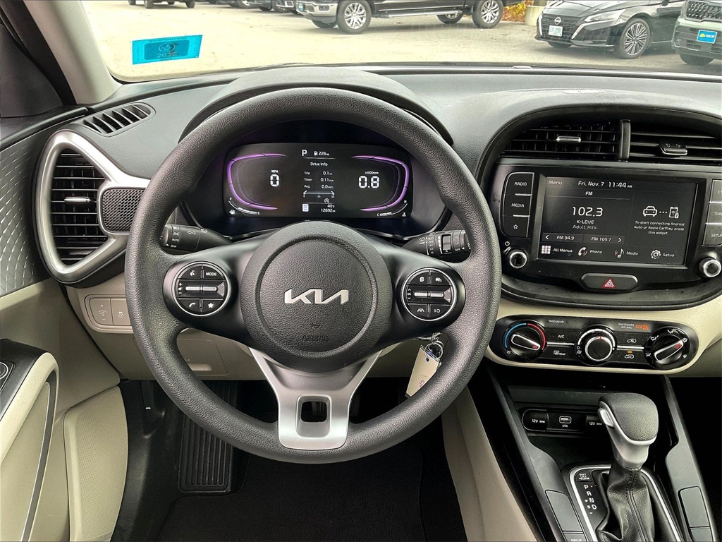 2024 Kia Soul LX - Photo 16