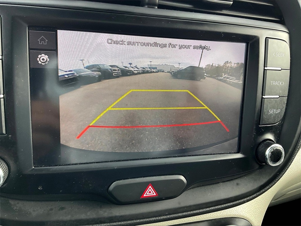 2024 Kia Soul LX - Photo 18