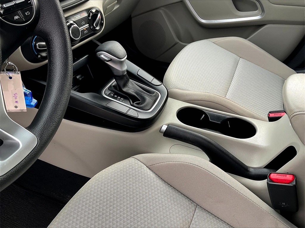 2024 Kia Soul LX - Photo 19