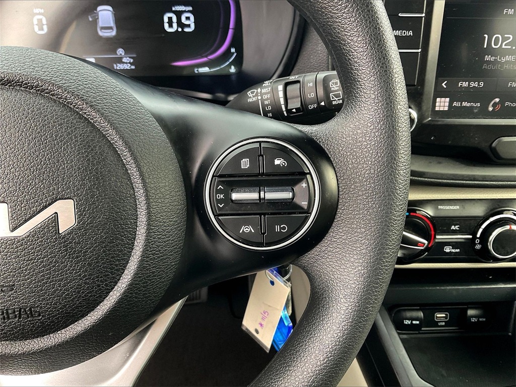 2024 Kia Soul LX - Photo 22