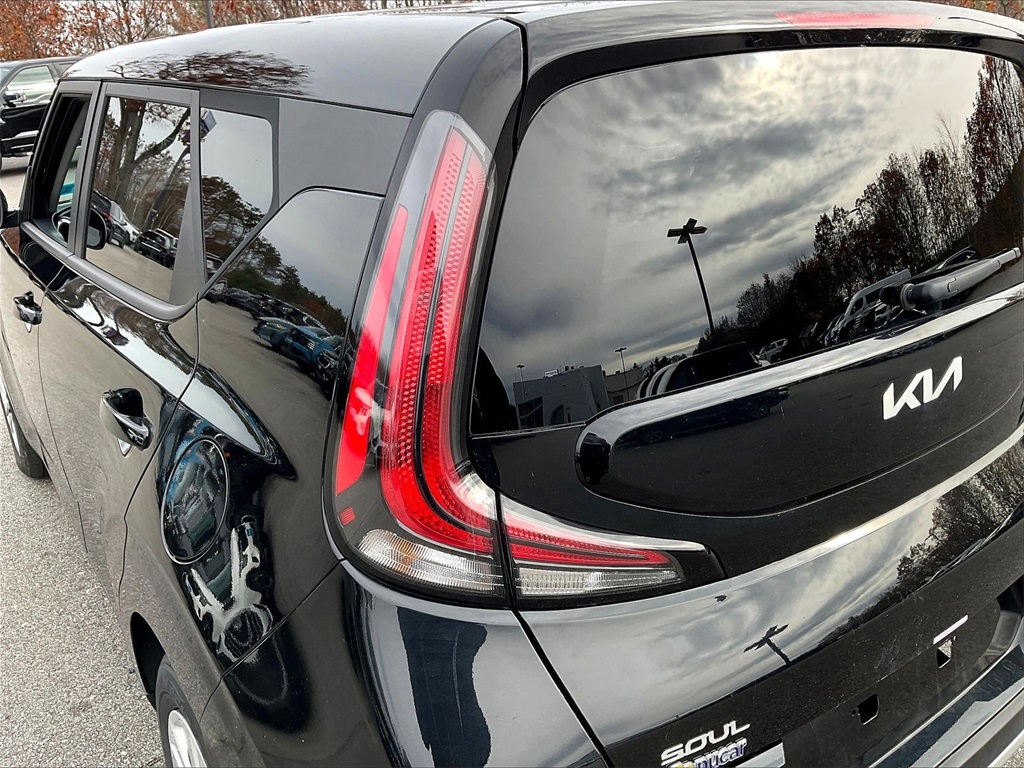 2024 Kia Soul LX - Photo 31