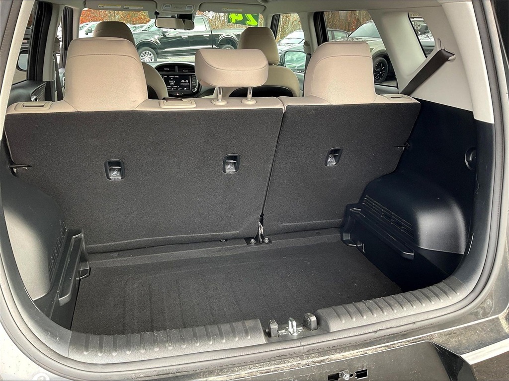 2024 Kia Soul LX - Photo 35