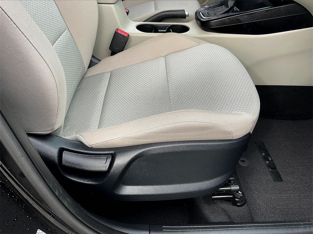 2024 Kia Soul LX - Photo 36