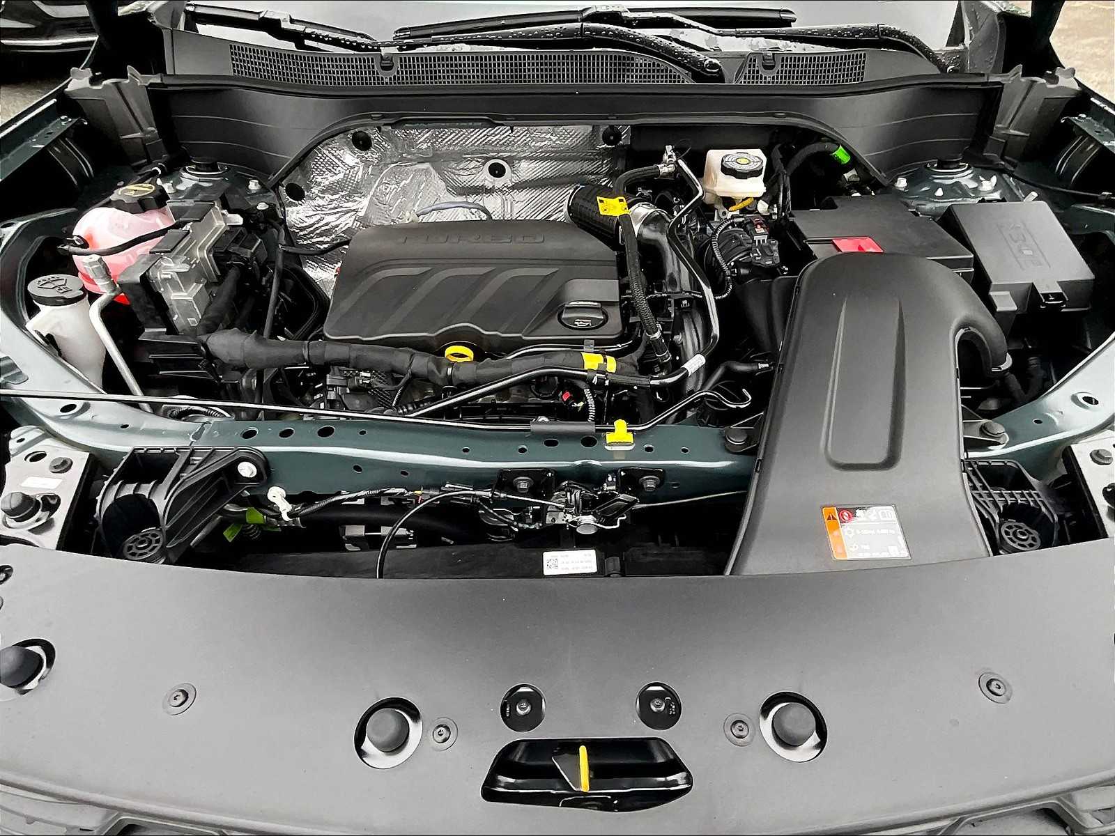 2025 Chevrolet Trax LT - Photo 16