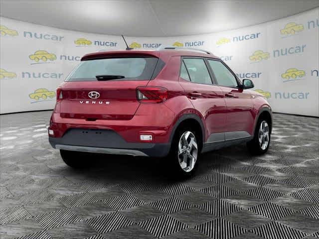 2025 Hyundai Venue SEL - Photo 12