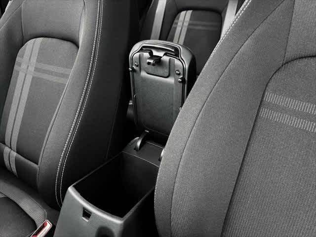 2025 Hyundai Venue SEL - Photo 28