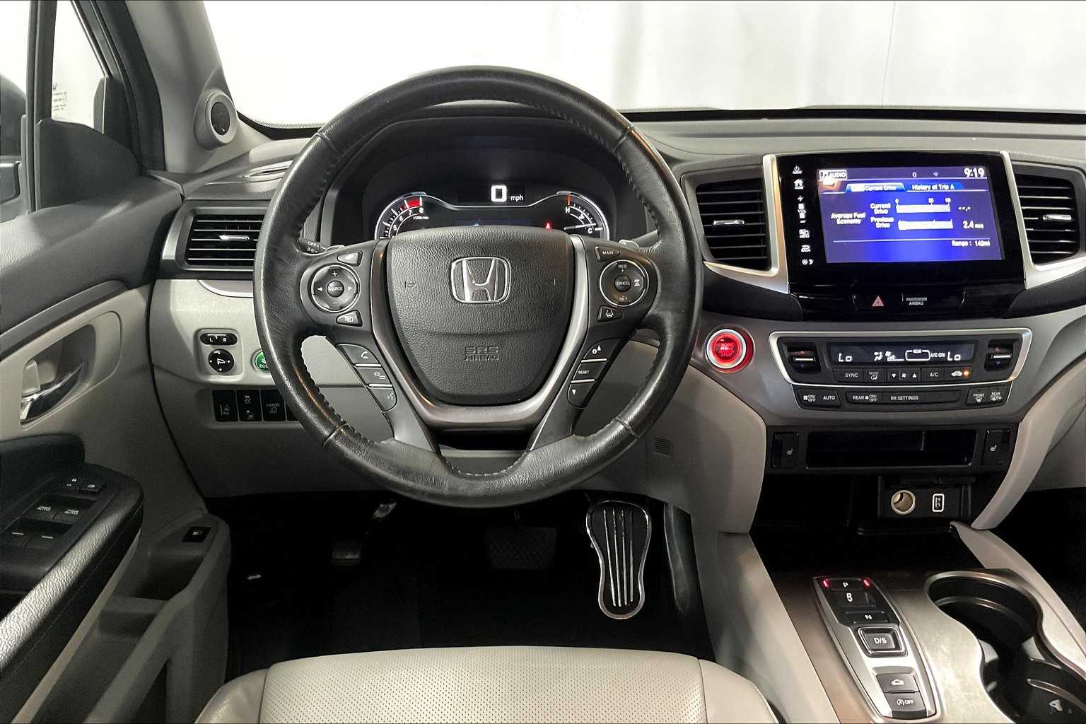2020 Honda Ridgeline RTL - Photo 17