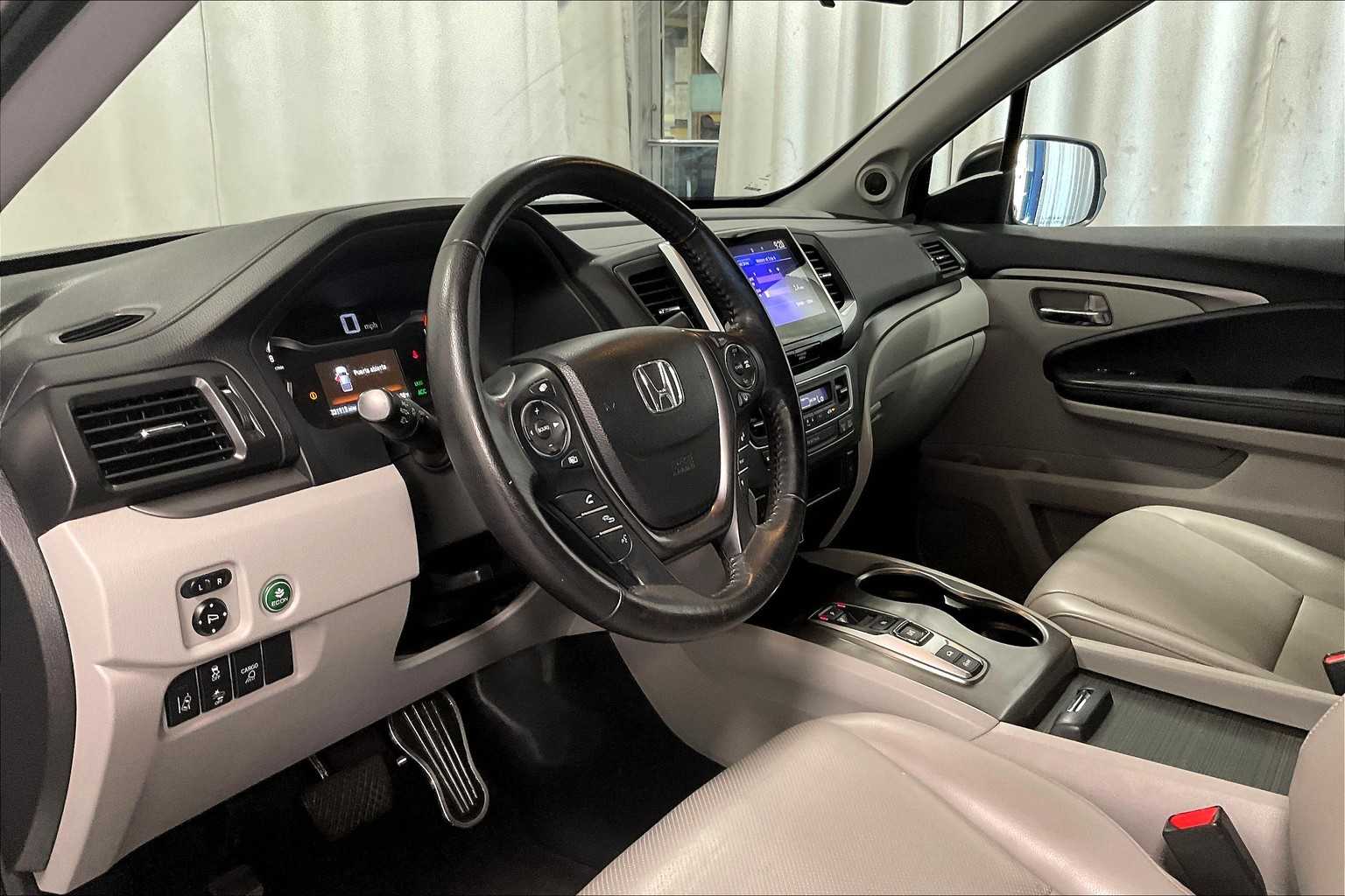 2020 Honda Ridgeline RTL - Photo 8