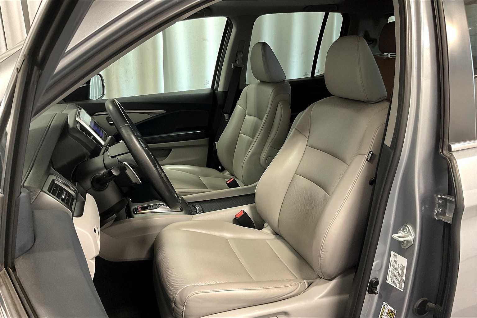 2020 Honda Ridgeline RTL - Photo 10