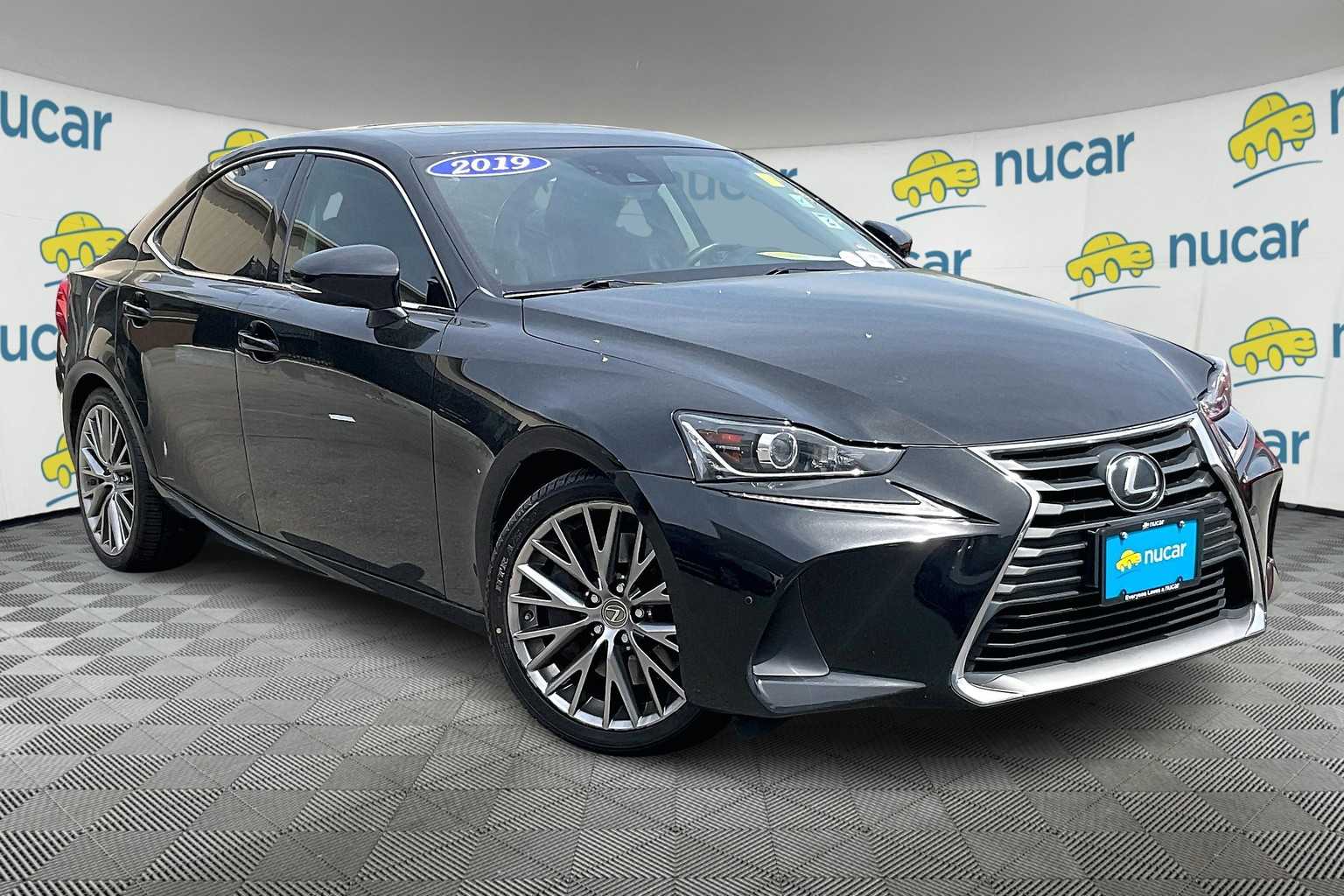 2019 Lexus IS 
