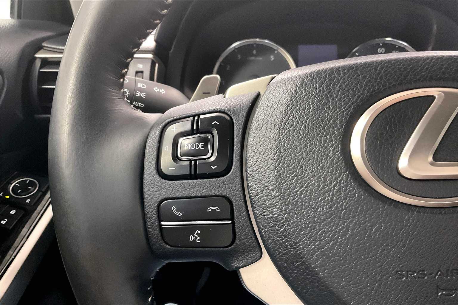 2019 Lexus IS  - Photo 23
