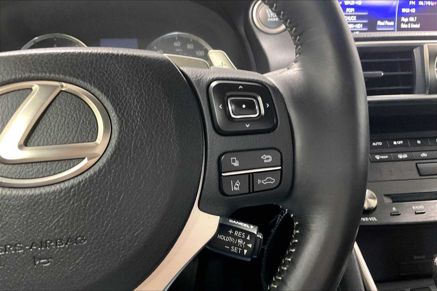 2019 Lexus IS  - Photo 24