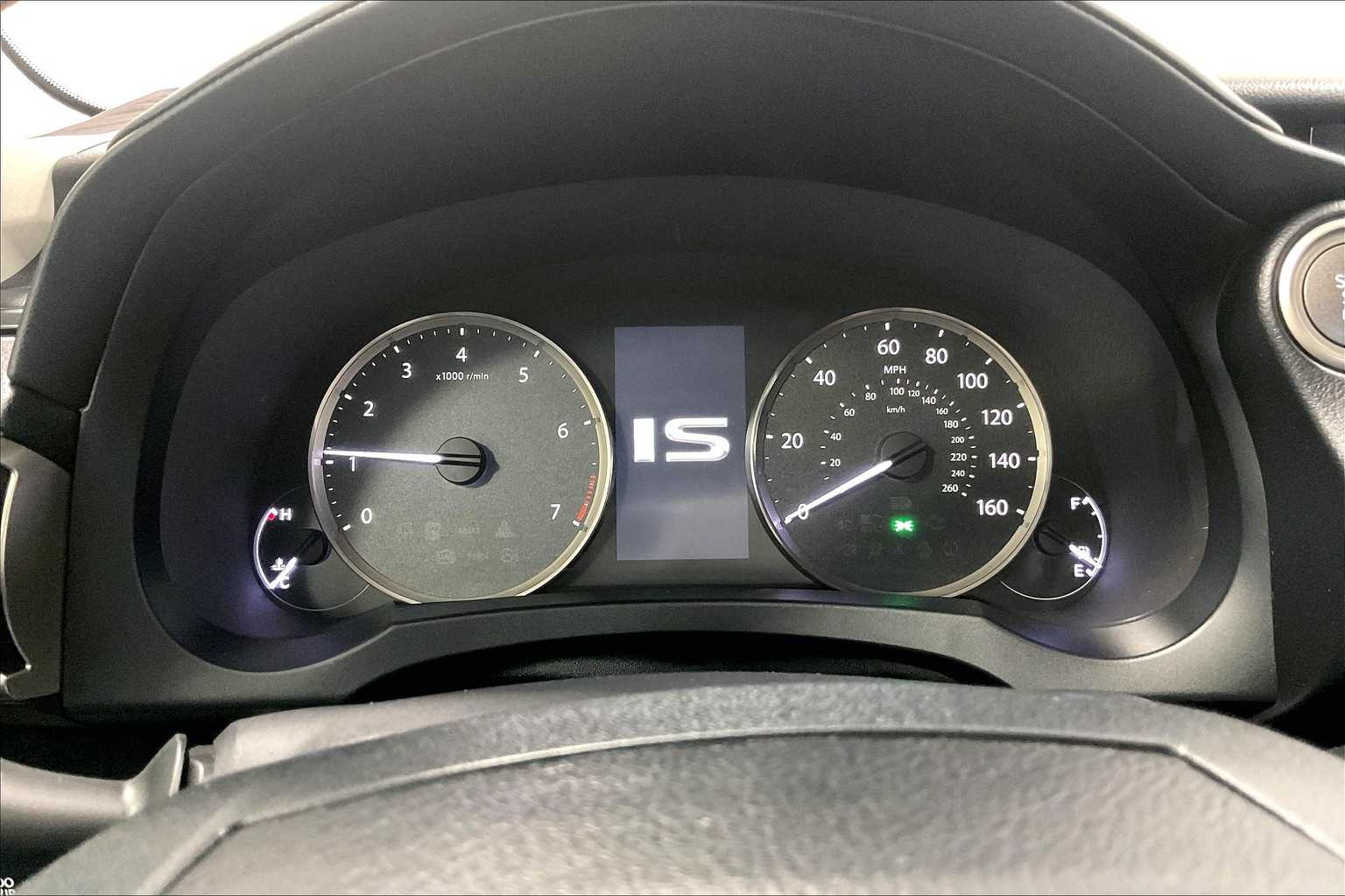 2019 Lexus IS  - Photo 25